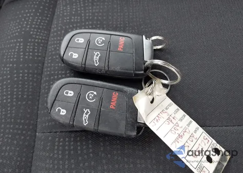 2015 Chrysler 200 Limited из США, поврежденный, VIN 1C3CCCAB0FN568979